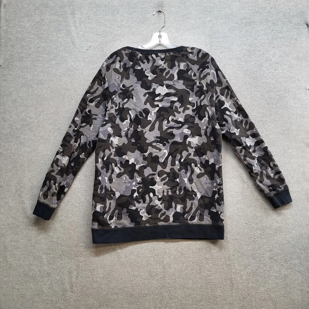 Nike Women Sweatshirt Medium Gray Camo Logo Rally AOP‎ Scoop Neck Pullover